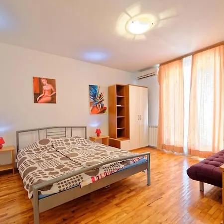 Rudan 253 Pula